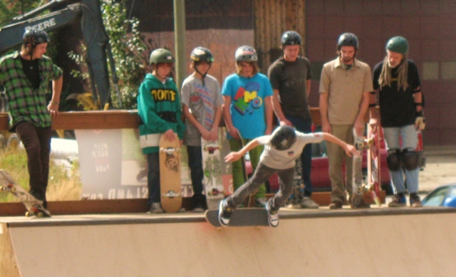Determined skatepark association adding manpower and taking a new tack