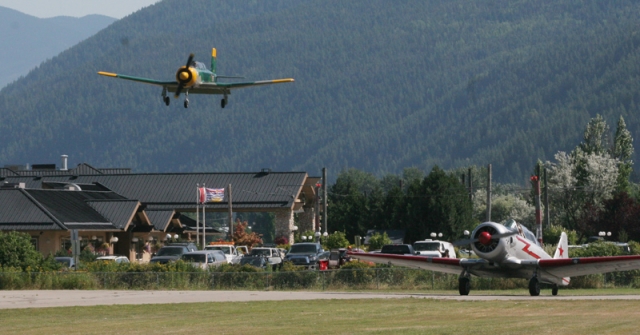 2011 Nelson Airshow goes 'Big' and packs in the crowds