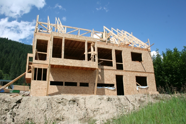 Provincial government looks to help new home builders and buyers