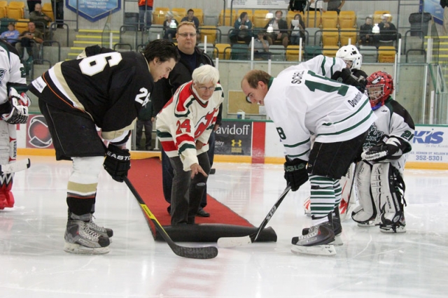 Nelson rookie McCarthy lifts Nelson to 5-5 tie against Castlegar on KIJHL opening night