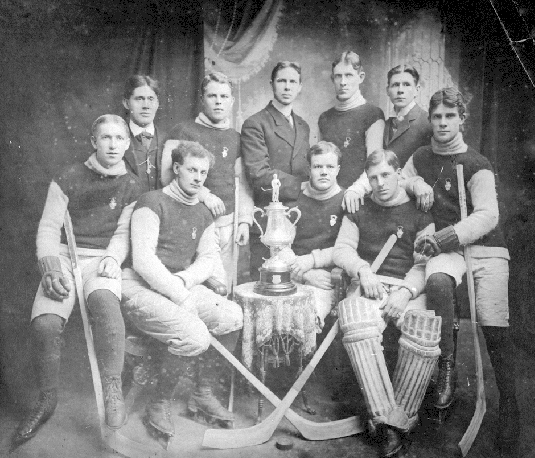 TALES AND LEGENDS OF THE MOUNTAIN KINGDOM: Rossland’s Great Hockey Rivalry