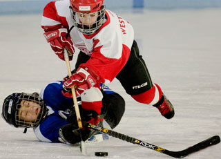 BC Hockey to discuss raising the age for legal bodychecking