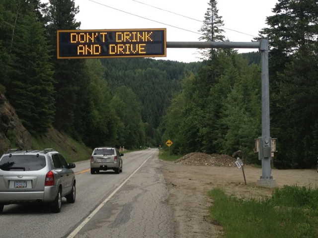 Beasley Bluff signs continue to send warning message to motorists even in off season