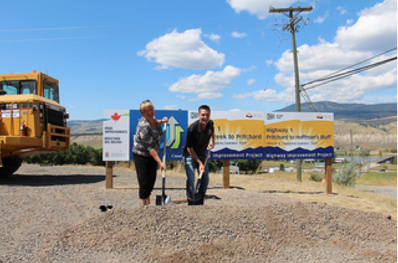 Highway project east of Kamloops increases safety on TransCanada track