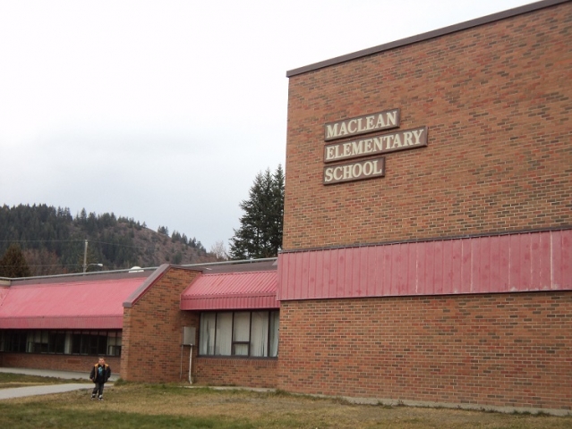 Former MacLean Elementary to be sold to French School District for $1 million