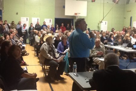 Meeting on fate of Blueberry Creek school draws hundreds