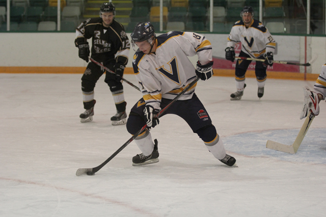 Selkirk Saints pull off weekend exhibition sweep of UVic Vikes