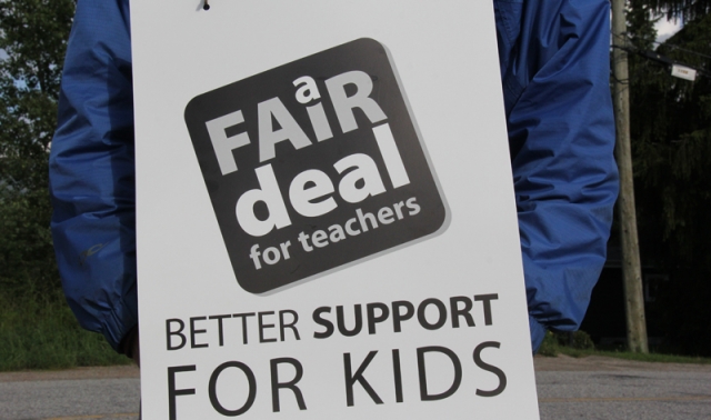 Province reaches tentative agreement with BCTF