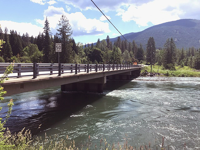 Several Slocan Valley homes remain on Evacuation Alert