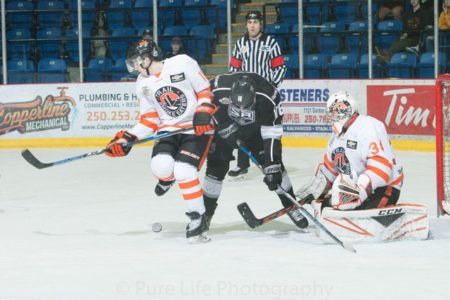 Last Minute Falls Smoke Eaters In Overtime vs 'Backs