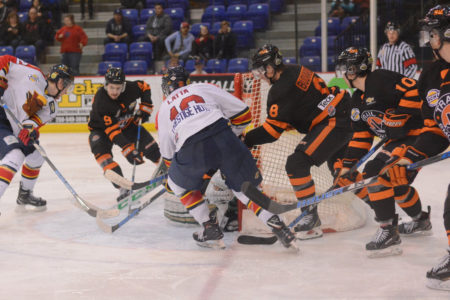 Smoke Eaters Take 2-0 Series Lead With 5-4 Victory In Vernon