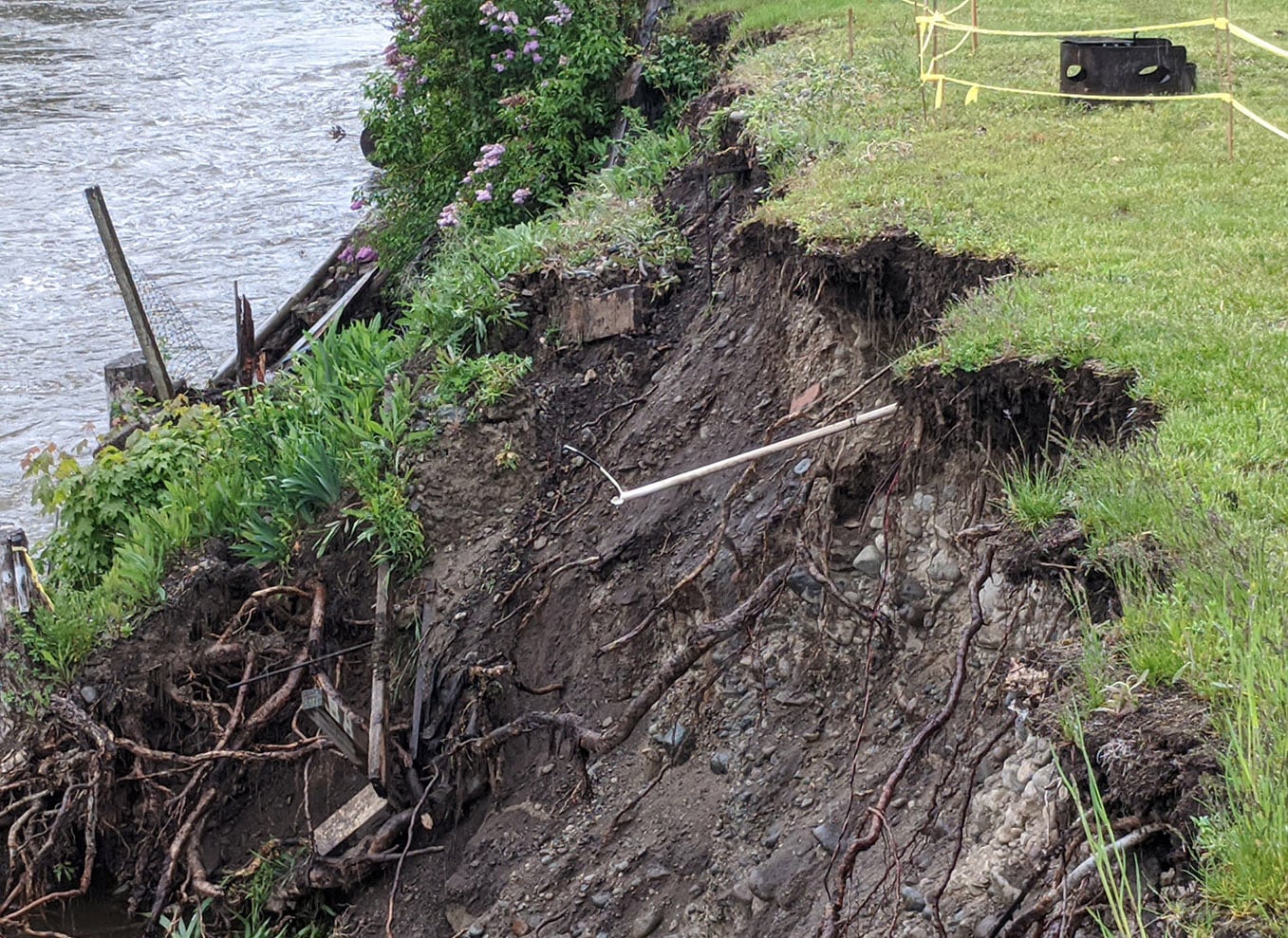 RDKB issues two evacuation alerts in City of Grand Forks due to erosion