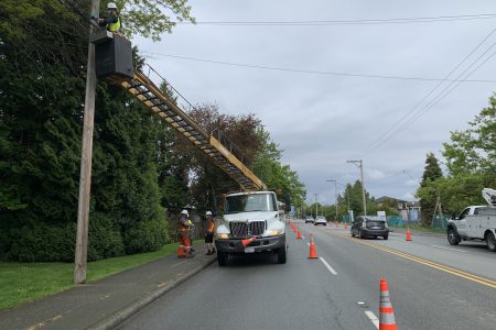 Busier roads put roadside workers at greater risk in Rossland, Trail