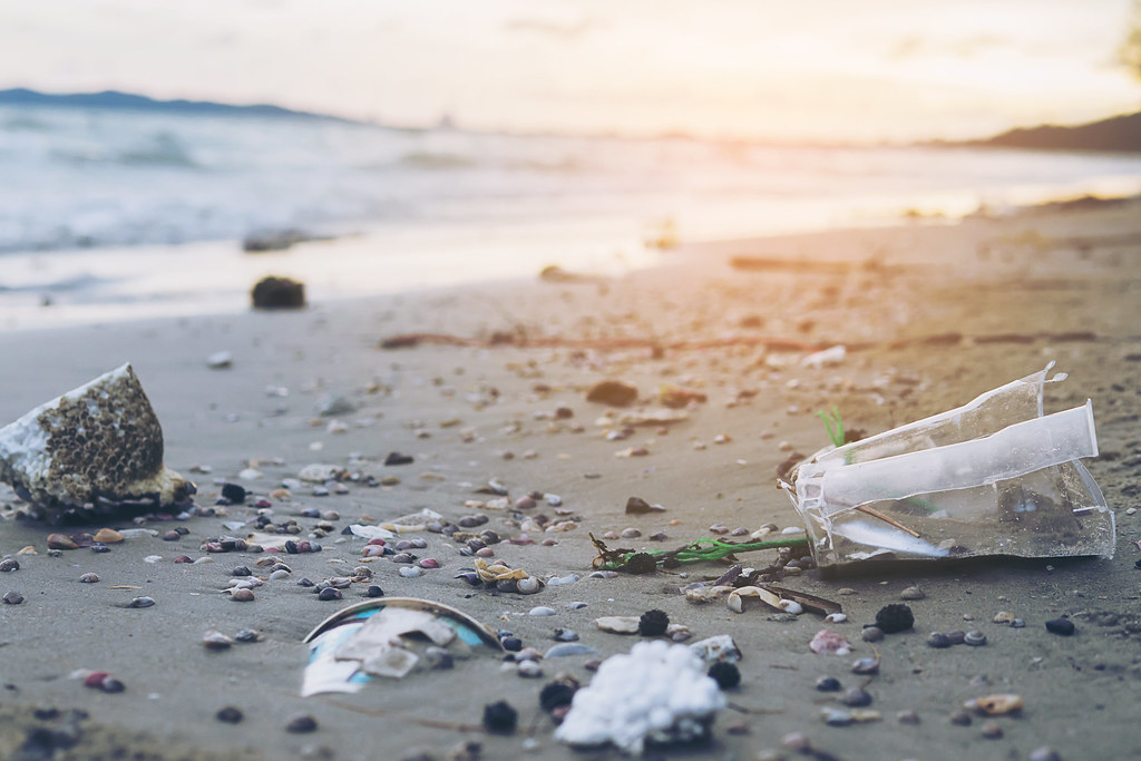 Province takes aim at banning problem plastics