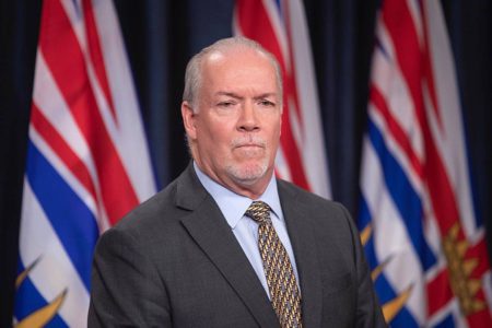 Premier confirms cancer, but with positive prognosis